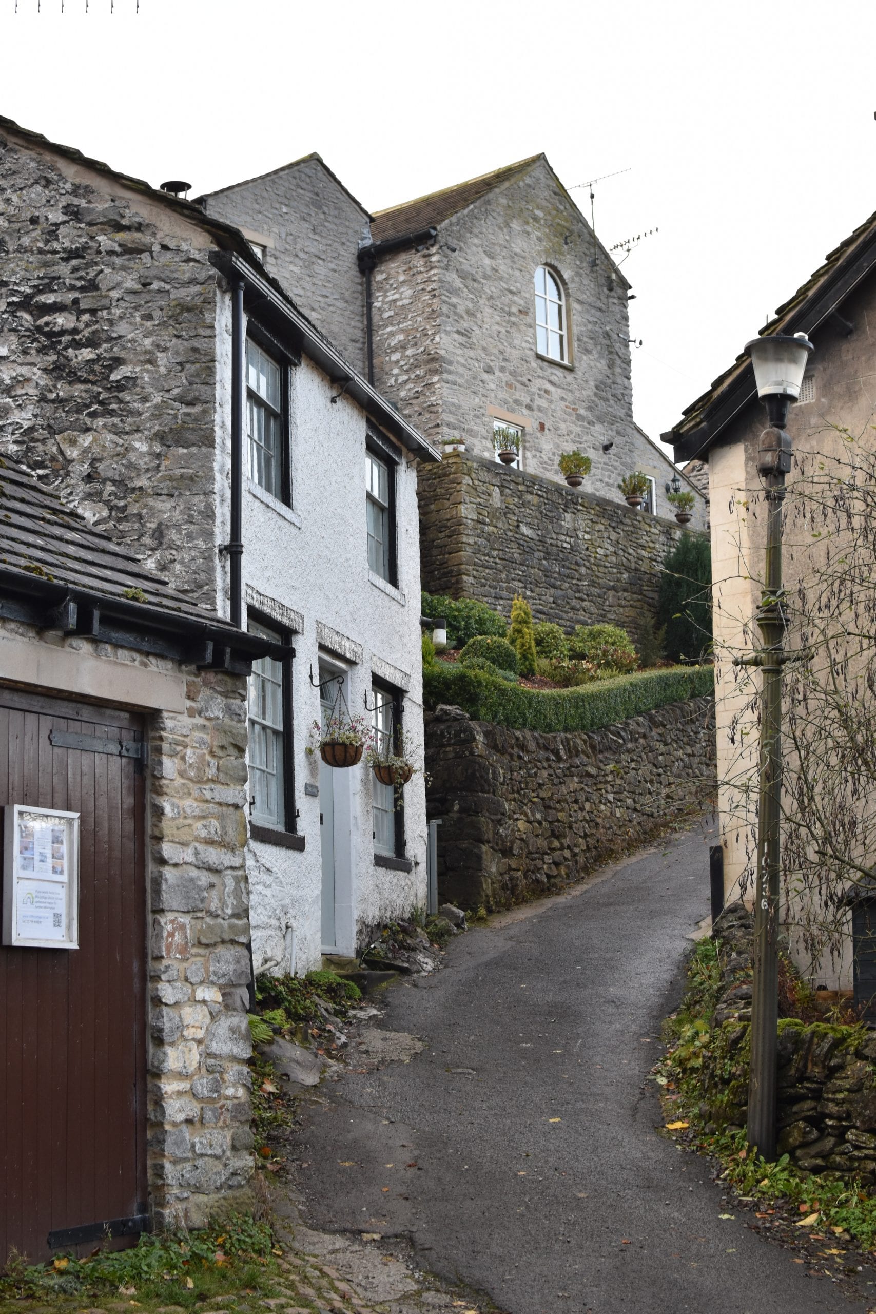 Castleton - The Gem Of The Peak District, England