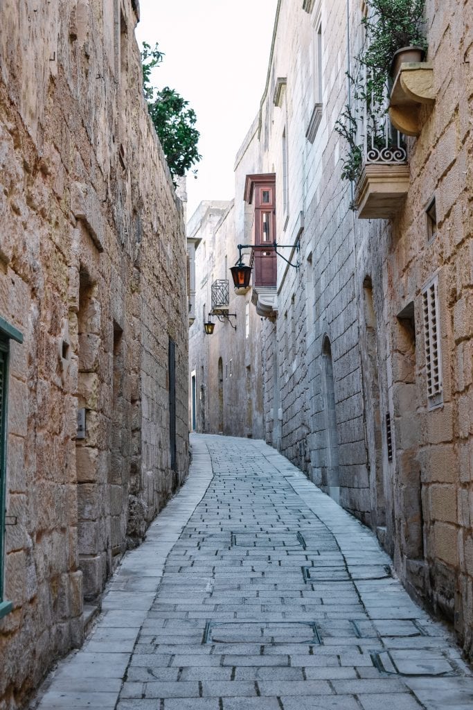 A Beginners Guide To Slow Travel - A Beautiful Alley In The Silent City of Mdina, Malta