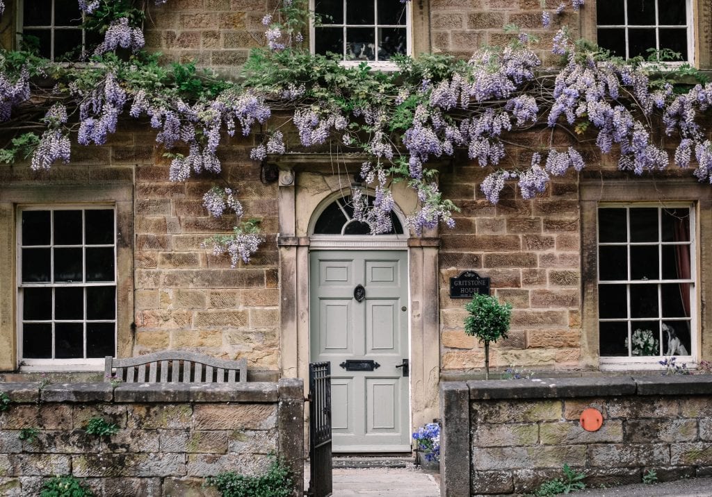 Ashford-In-The-Water: A Quick Guide To The Prettiest Village in The Peak District - Derbyshire