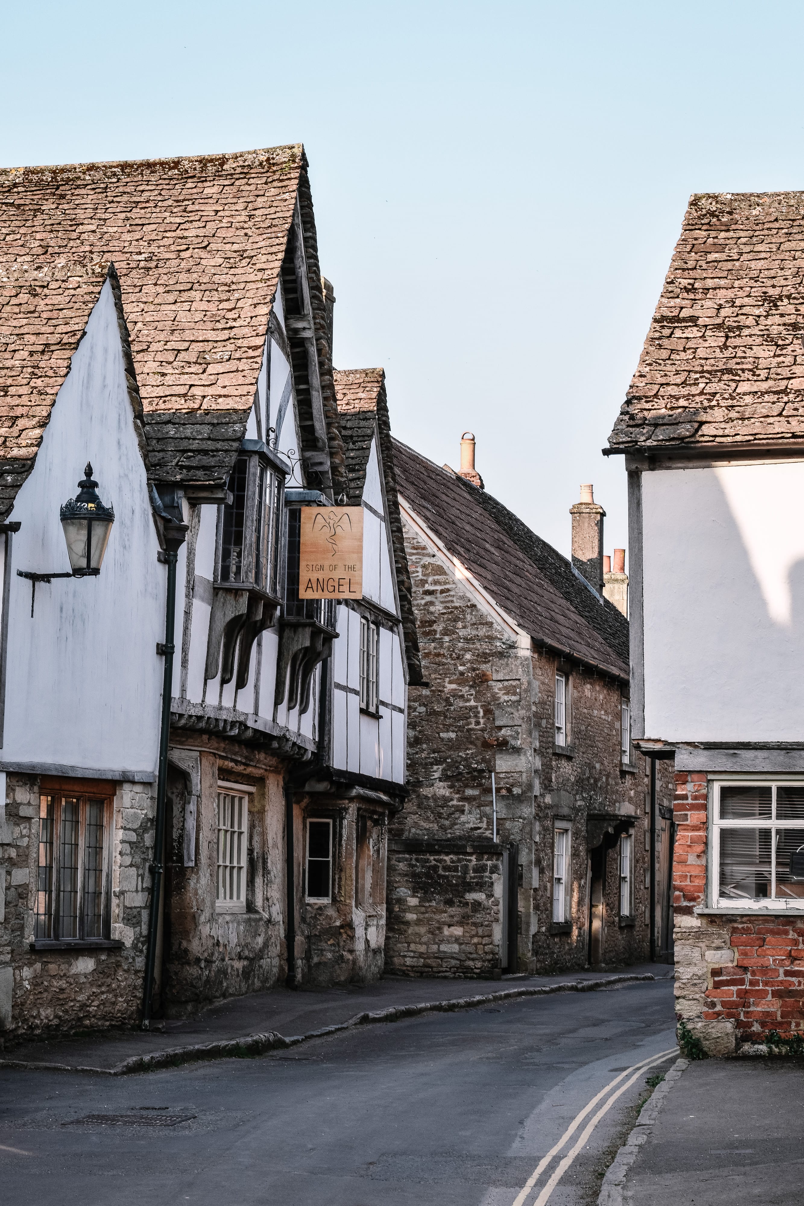 A Travel Blogger's Monthly Roundup, England Travels