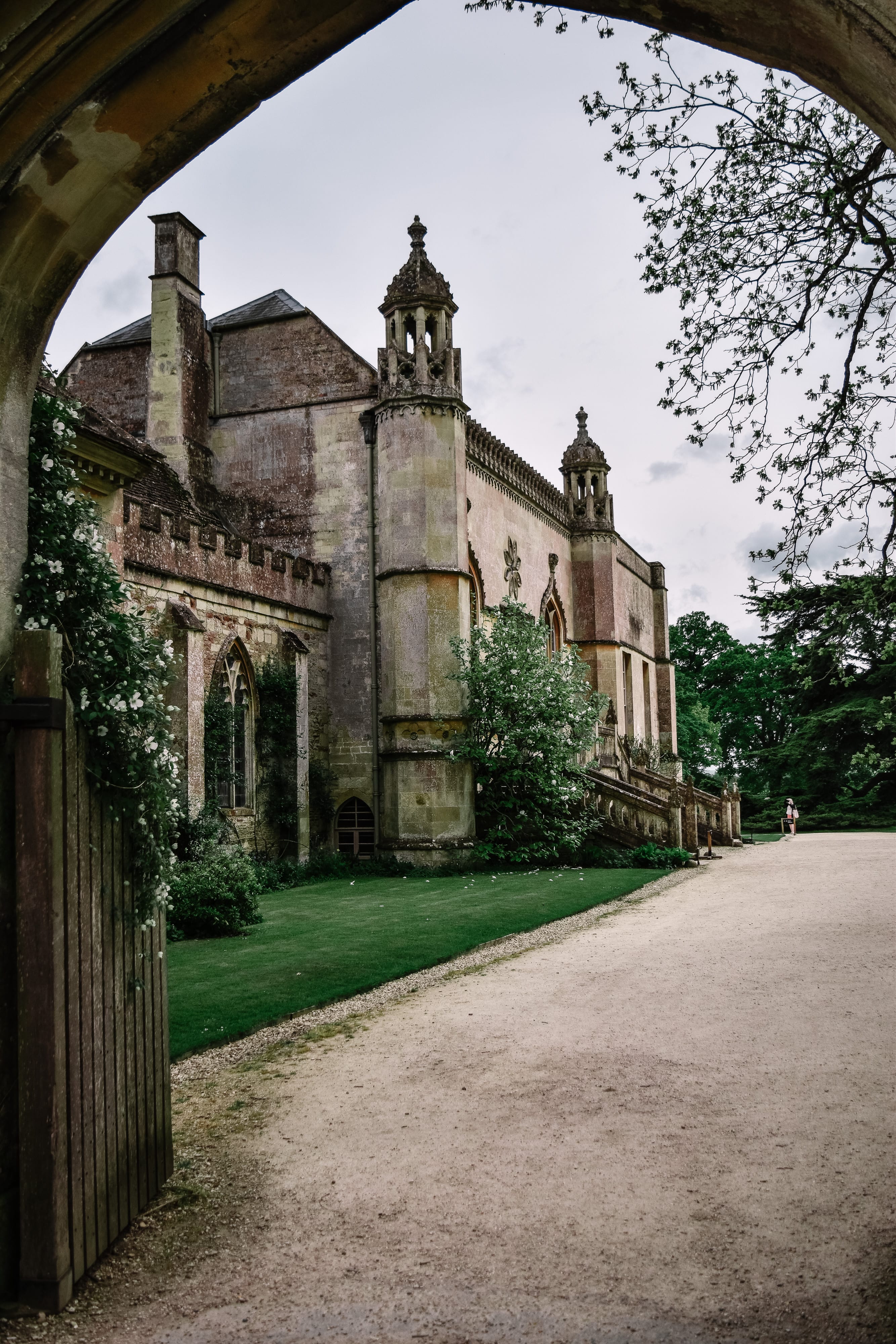 A Travel Blogger's Monthly Roundup, England Travels