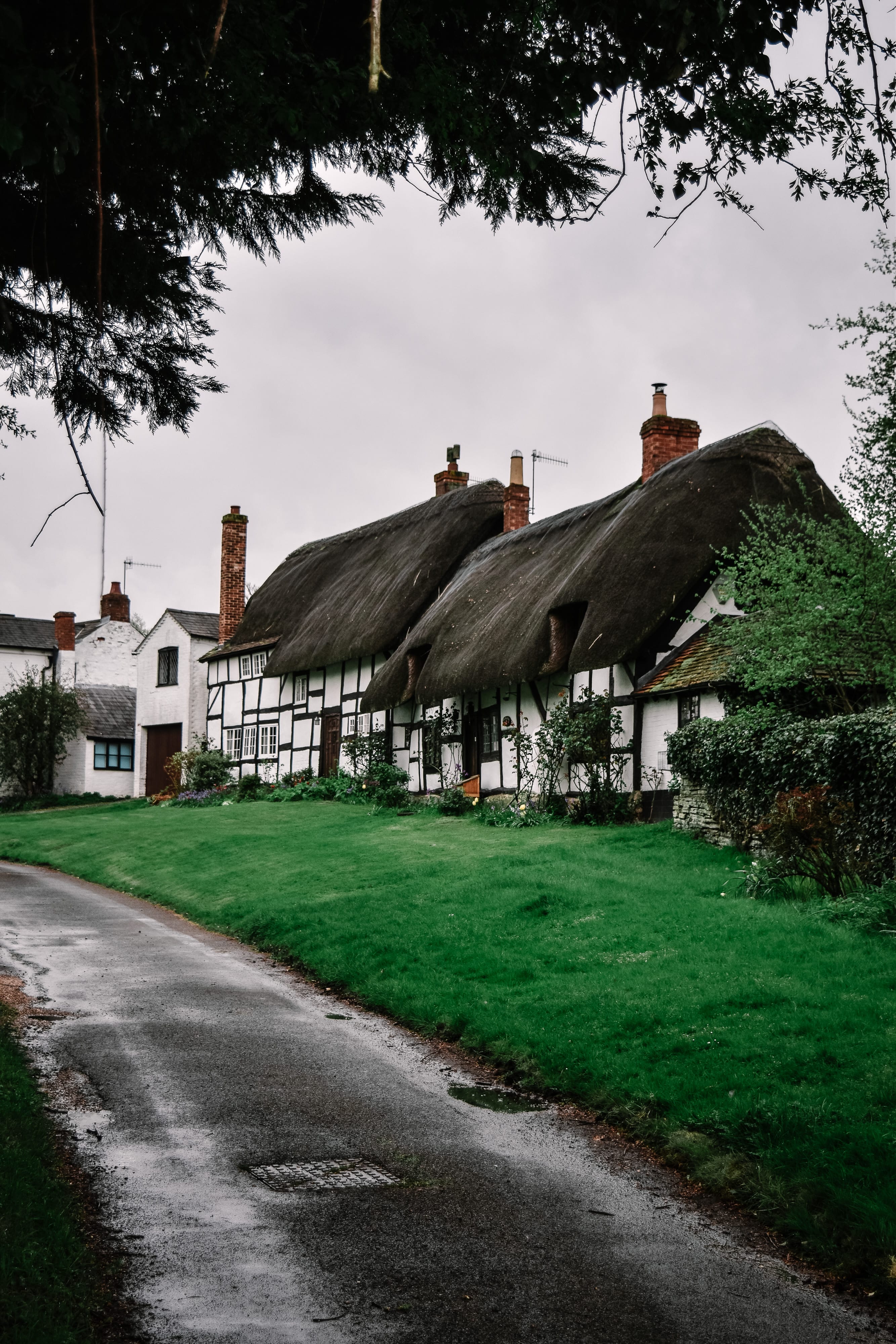 A Travel Blogger's Monthly Roundup, England Travels