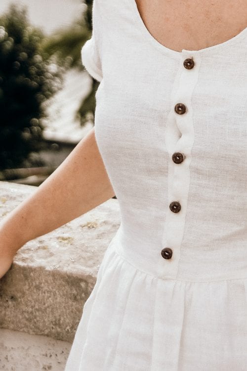 Ragtrade Clothing Company - An interview with Sammi of Ragtrade Clothing, giving us a glimpse into the process behind her wonderful handmade garments.
