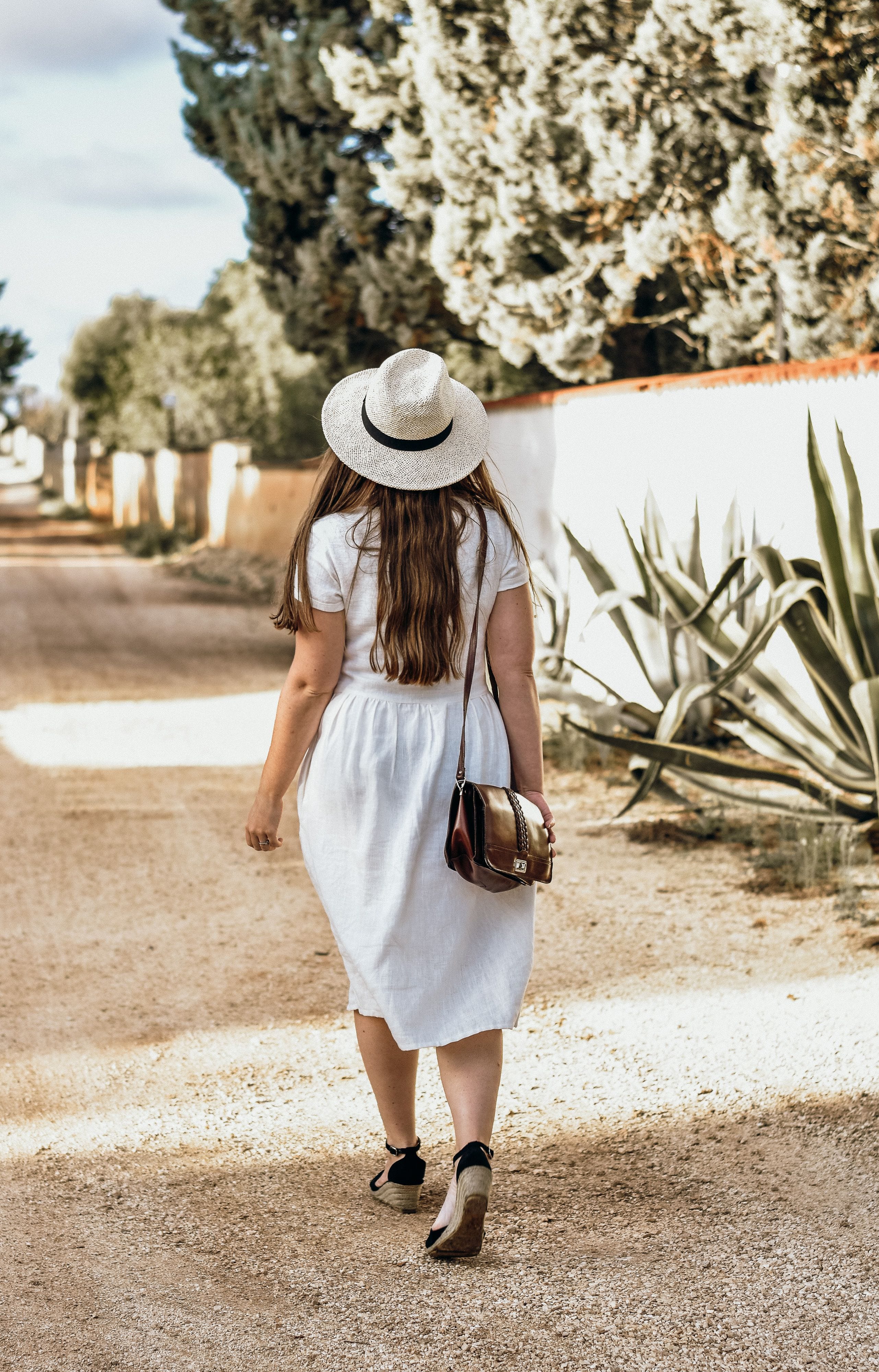 Ragtrade Clothing Company - An interview with Sammi of Ragtrade Clothing, giving us a glimpse into the process behind her wonderful handmade garments.