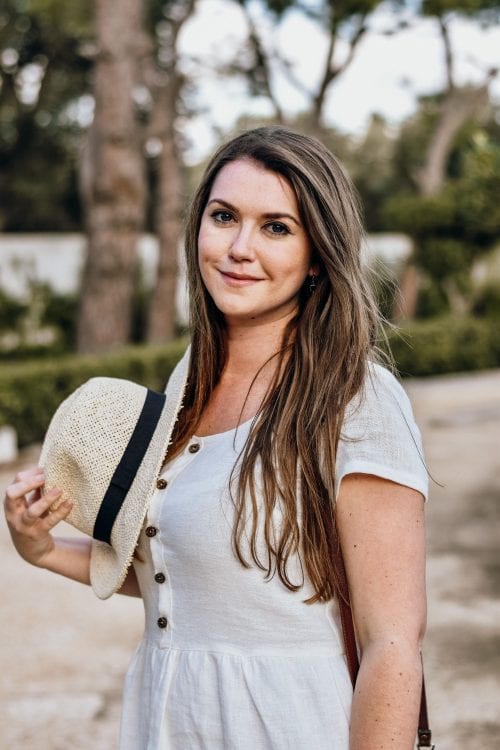 Ragtrade Clothing Company - An interview with Sammi of Ragtrade Clothing, giving us a glimpse into the process behind her wonderful handmade garments.