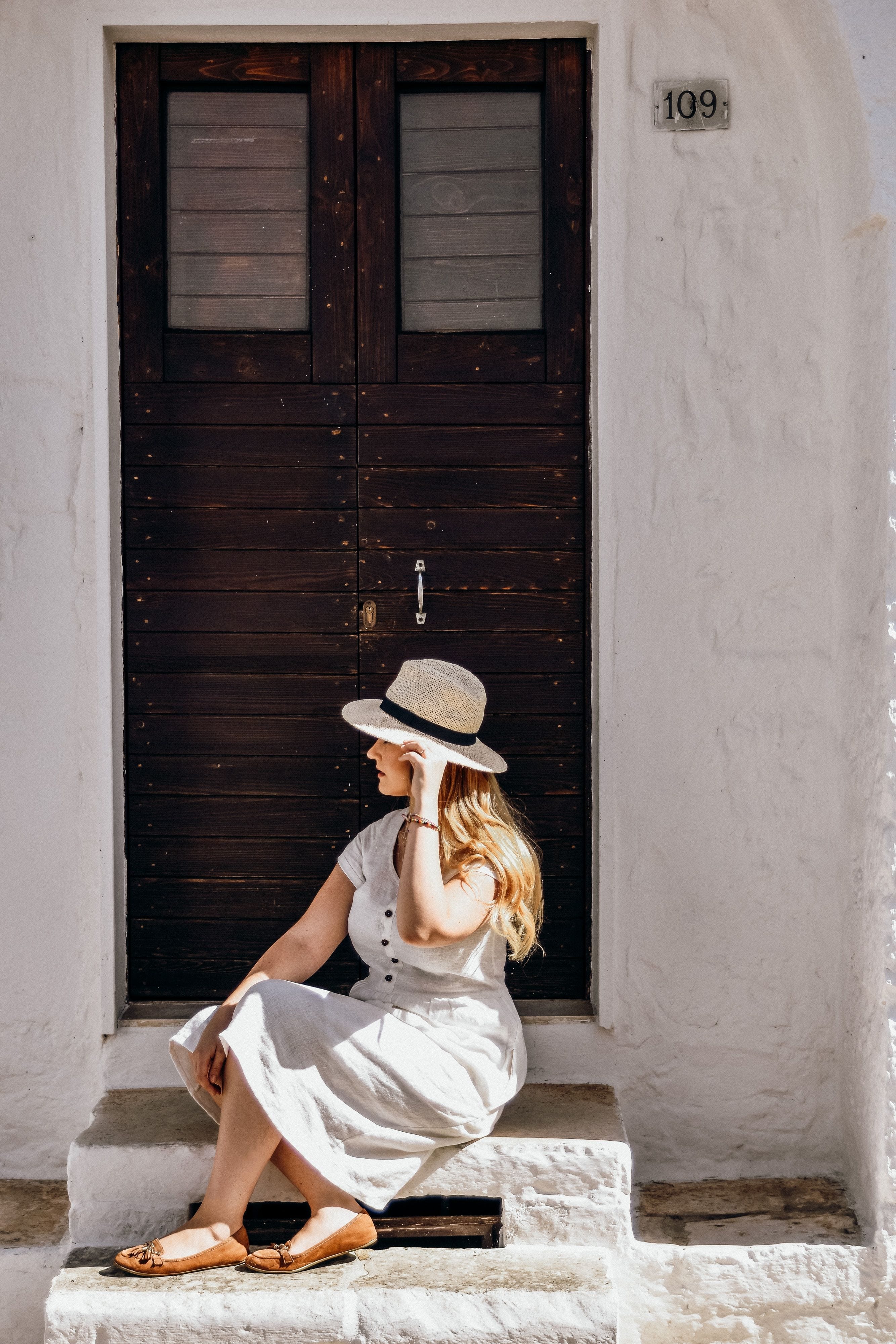 Ragtrade Clothing Company - An interview with Sammi of Ragtrade Clothing, giving us a glimpse into the process behind her wonderful handmade garments.