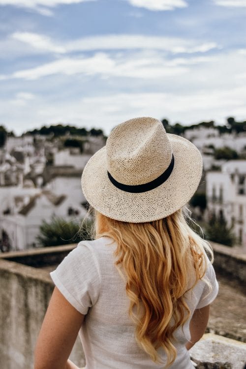 Ragtrade Clothing Company - An interview with Sammi of Ragtrade Clothing, giving us a glimpse into the process behind her wonderful handmade garments.