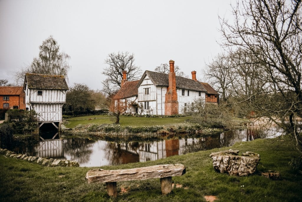 A Glimpse Inside The National Trust's Brockhampton Estate What Stacy Did
