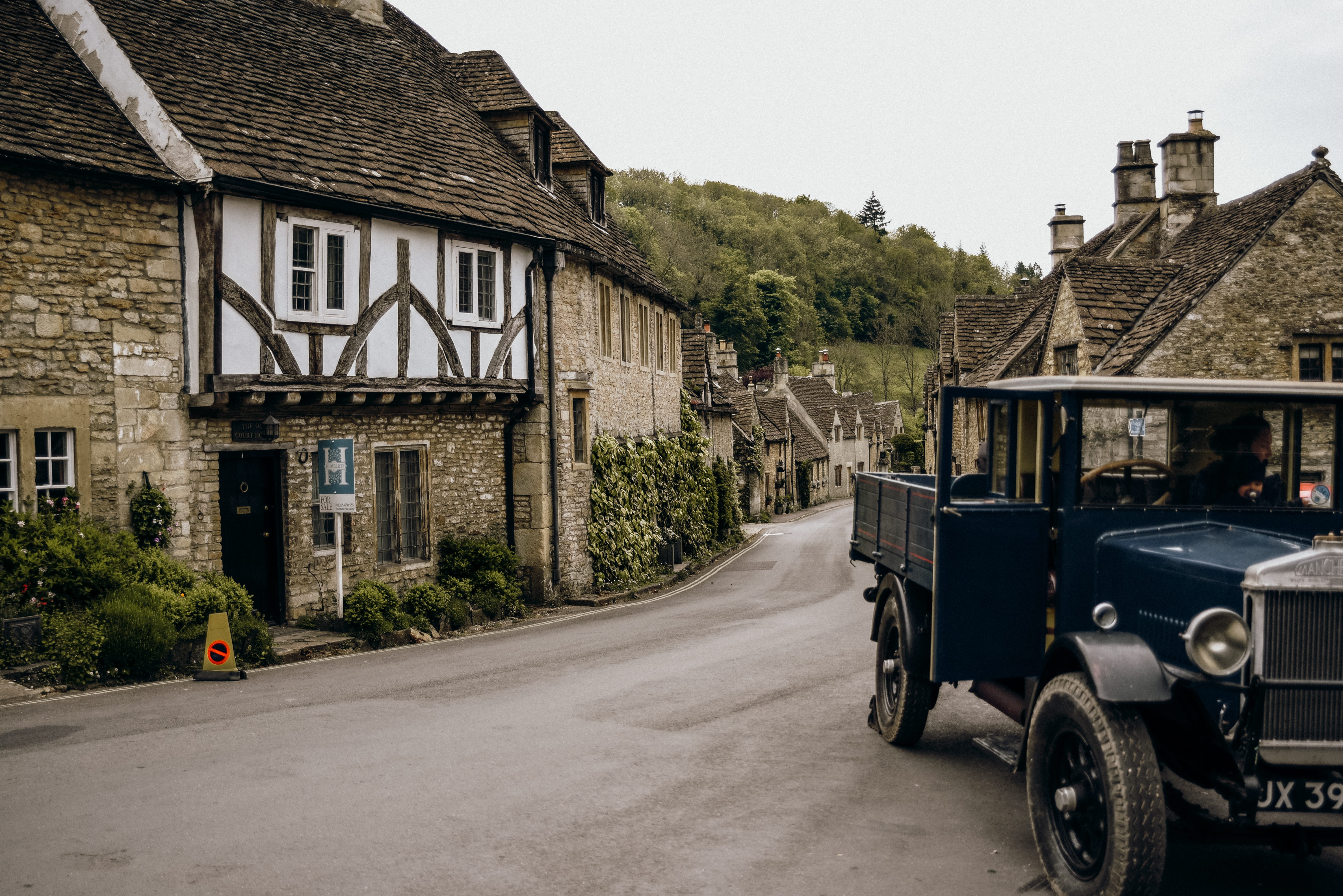 Vist Wiltshire Road Trip Itinerary