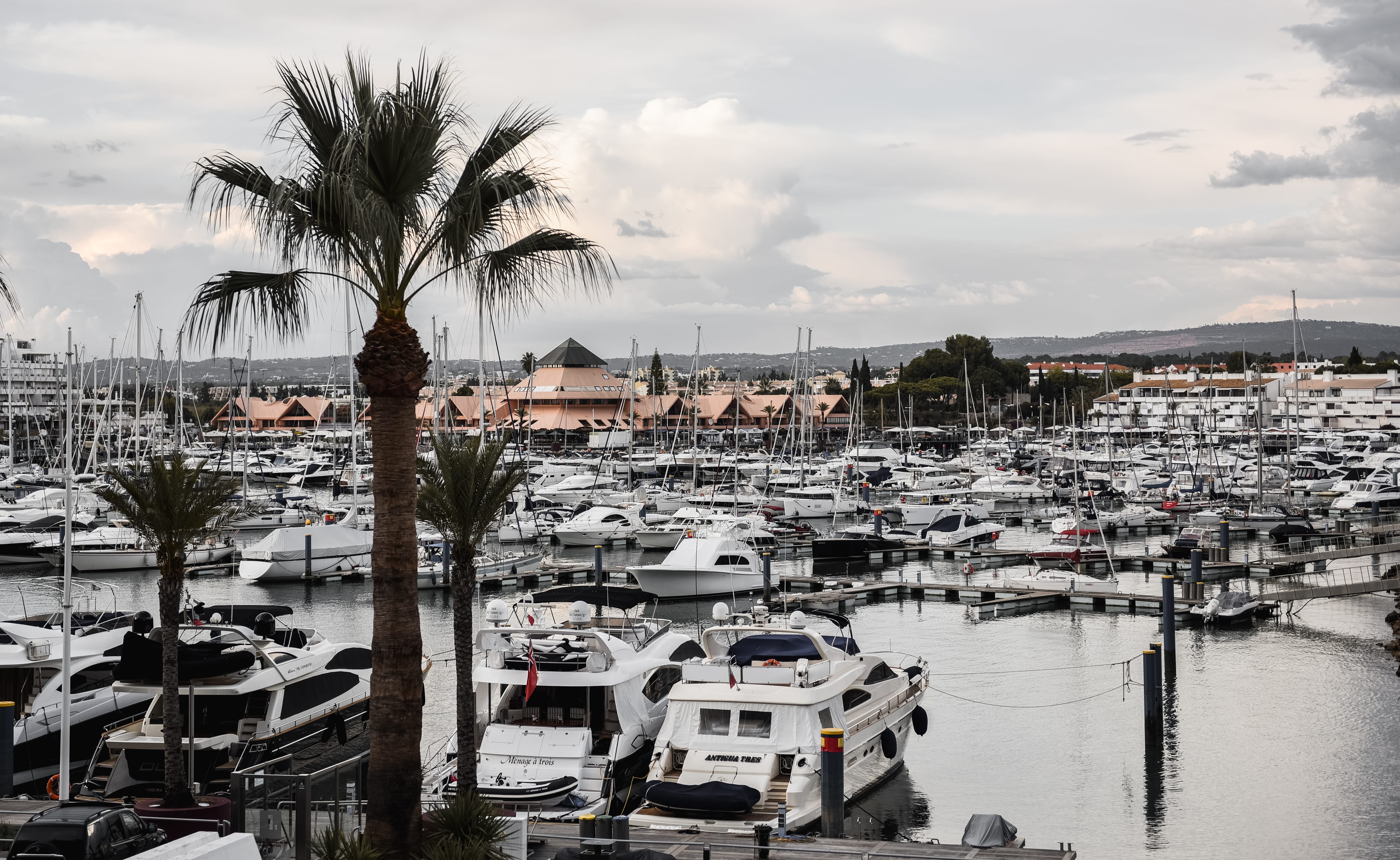 The ultimate guide on how to spend a long weekend in The Algarve! From the best place to stay and the best places to eat, to what to do in The Algarve and everything else you need to plan an Algarve, Portugal getaway! #algarve #portugal #travel #europe #algarveitinerary