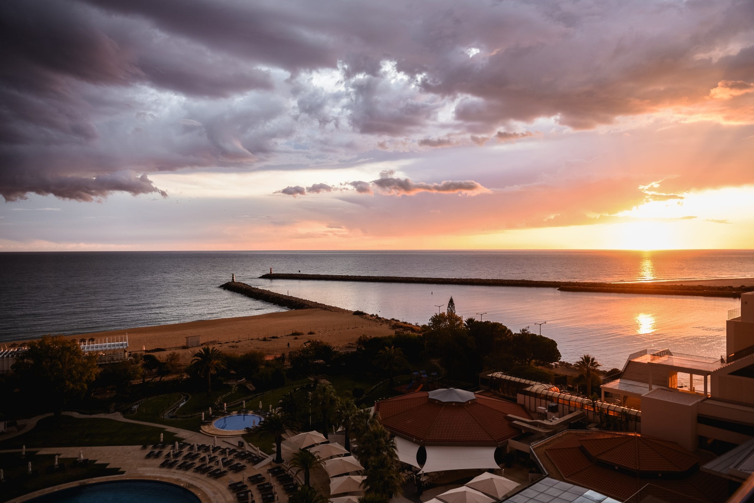 The ultimate guide on how to spend a long weekend in The Algarve! From the best place to stay and the best places to eat, to what to do in The Algarve and everything else you need to plan an Algarve, Portugal getaway! #algarve #portugal #travel #europe #algarveitinerary