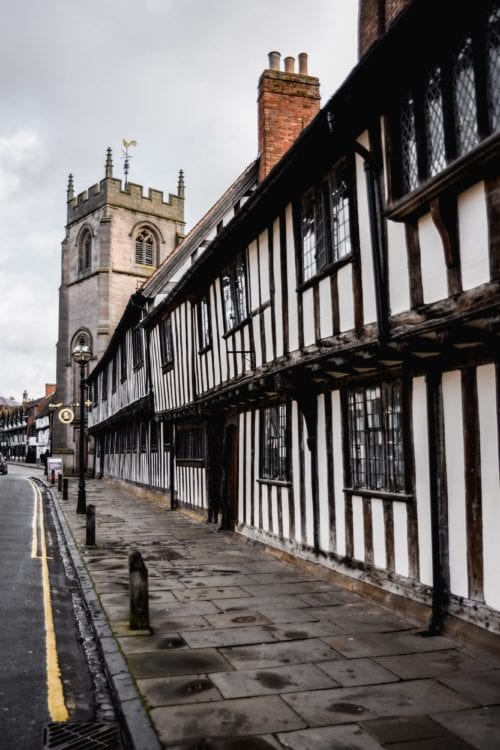 Discovering Hotel Indigo Stratford-Upon-Avon And The Clues To The Neighbourhood