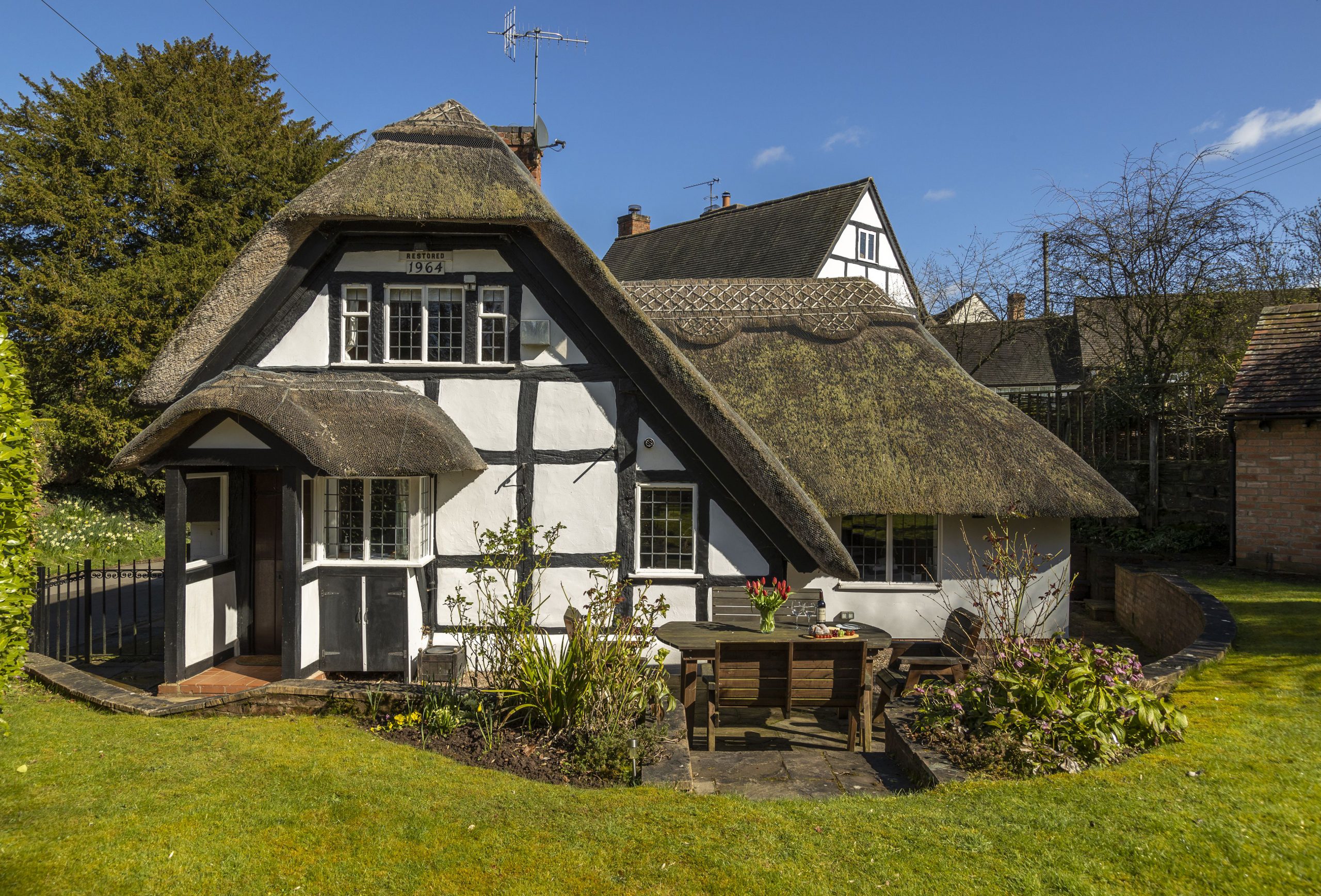 Holiday Cottages In The Cotswolds