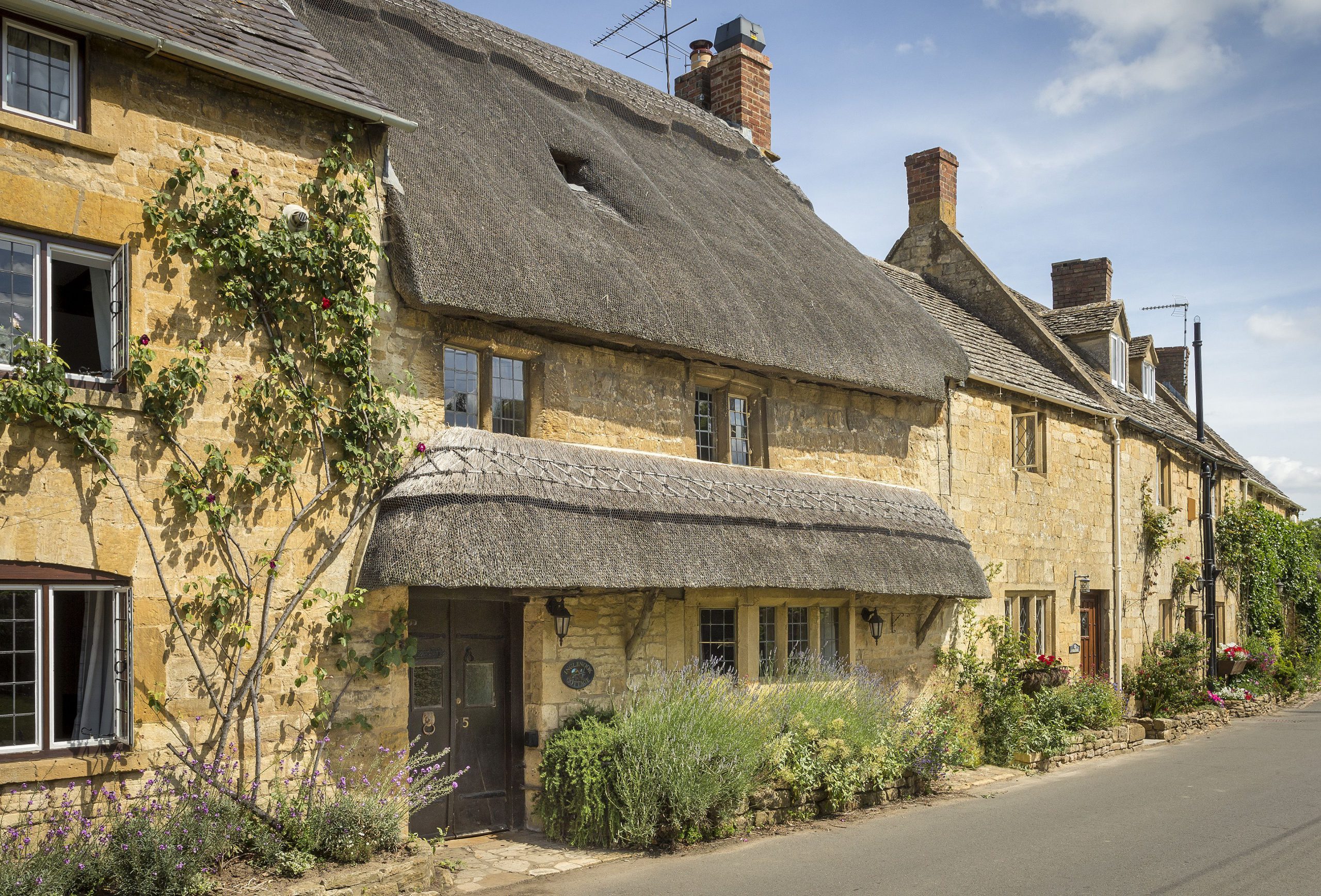 best holiday cottages in the cotswolds